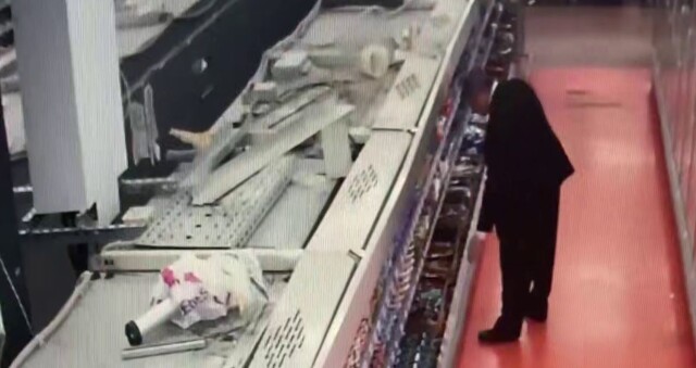 Охранник украл продукты из гипермаркета в Подмосковье