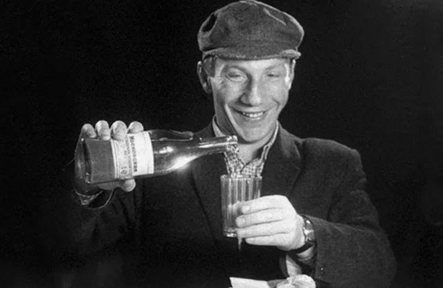 Почему в СССР было принято обмывать и проставляться за новые покупки