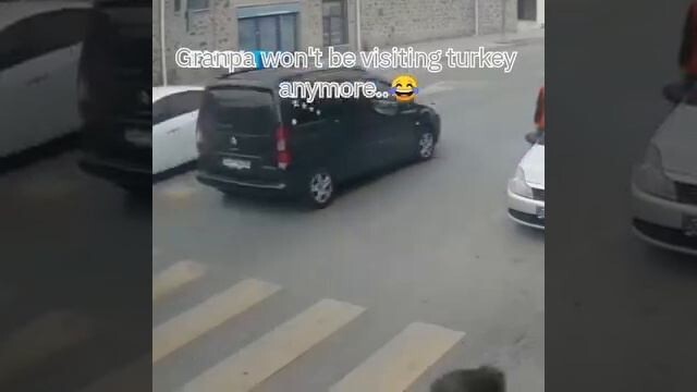 Нерешительный турецкий дед