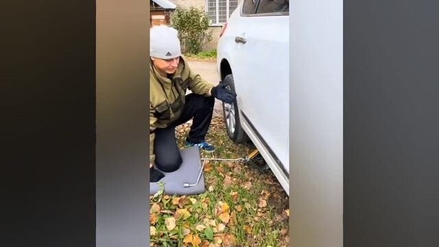 Когда решил поменять резину своими руками