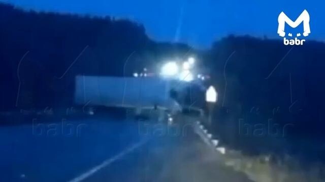 ДТП на трассе в Иркутской области "Сплошной гололёд"