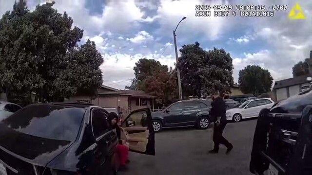 Короткий разговор американских полицейских с нарушителем