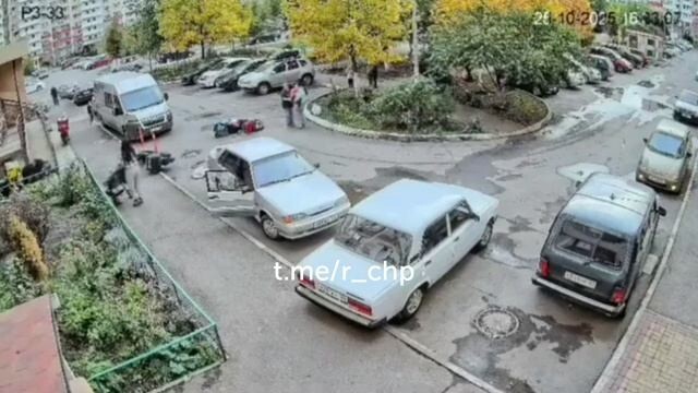 В Краснодаре курьер сбил пятилетнюю девочку