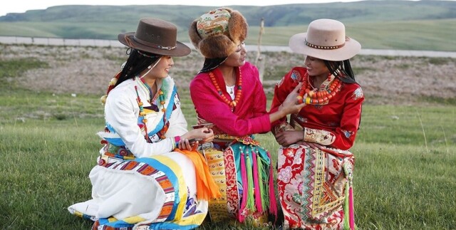 Радуга на талии: как выпендриваться по-тибетски