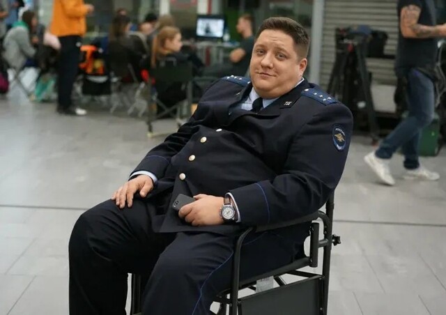 Скончался актёр Роман Попов, сыгравший Мухича в сериале «Полицейский с Рублевки»