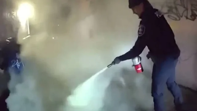 Мужчина в Сиэтле случайно поджёг себя, уснув у костра