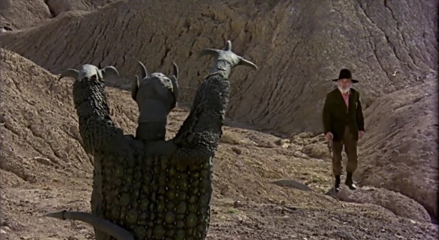 А вы знали, что в Турции в 1974 году сняли свою версию "Изгоняющего дьявола"?⁠⁠