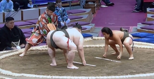 16-летний парень победил соперника вдвое крупнее него