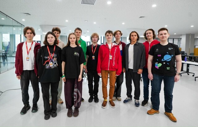 Сборная России завоевала 10 медалей на Международной астрономической олимпиаде