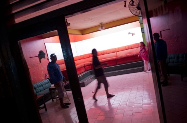 Детская проституция - новая "эпидемия" во Франции