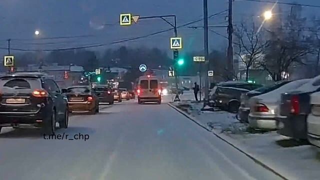 ДТП скорой помощи  в Вологде "Не переобули?"