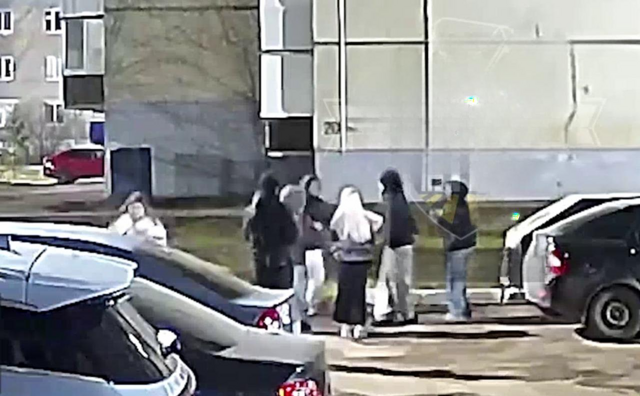 В Башкирии праздничный фейерверк разлетелся по двору