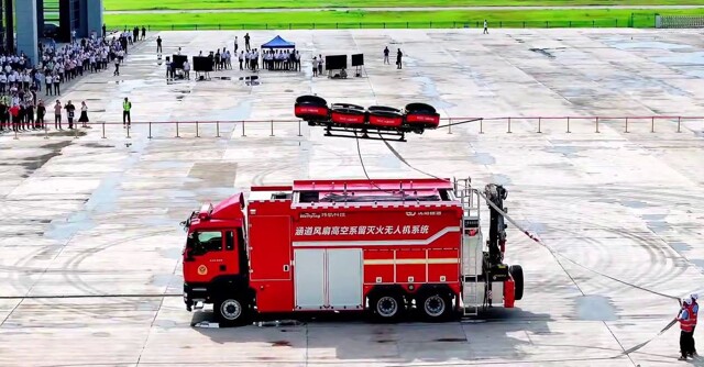 Китайская пожарная машина нового поколения