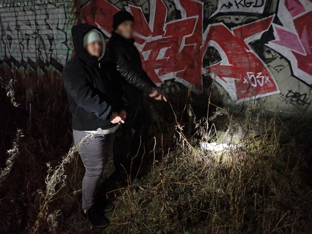 В Свердловской области правоохранители с помощью беспилотника выявили и задержали закладчиков