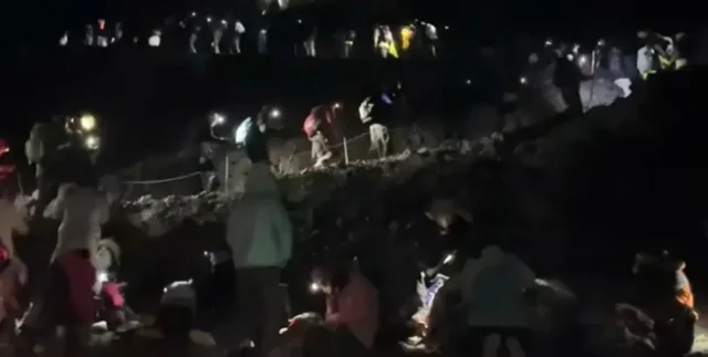 Турист показал обратную сторону восхождения на Фудзи