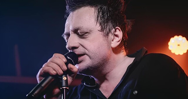 Бывший солист "Агаты Кристи" Глеб Самойлов вышел на сцену в нетрезвом состоянии