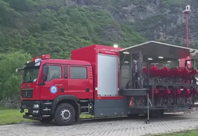 Без риска для жизни. Как китайцы тушат пожар с помощью дронов