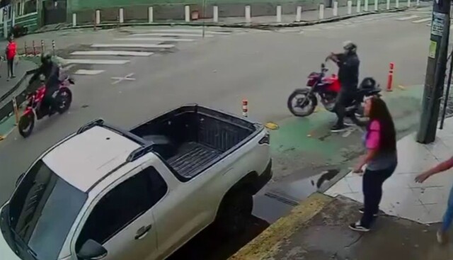 Бразильцы не позволили грабителю скрыться с места преступления