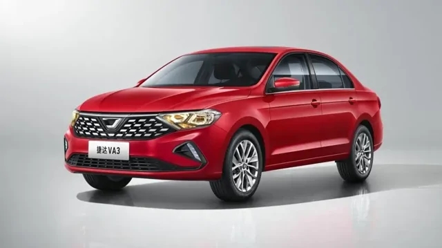 Дилеры объяснили, как складывается цена новой иномарки в России в 2026 году