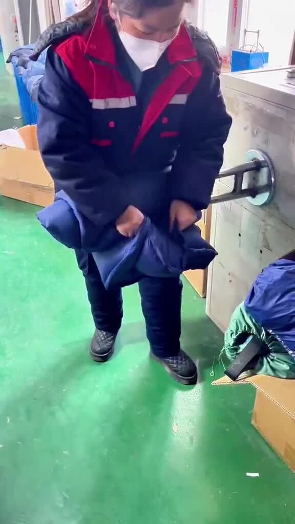 А вы тоже носите с собой эту машинку для накручивания спальников в походы