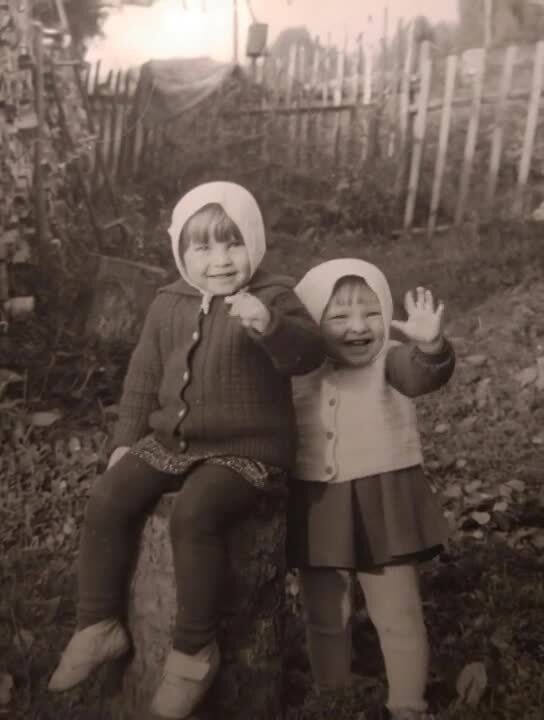 Дети на пропитании в деревне у дедушки с бабушкой в 1991 году