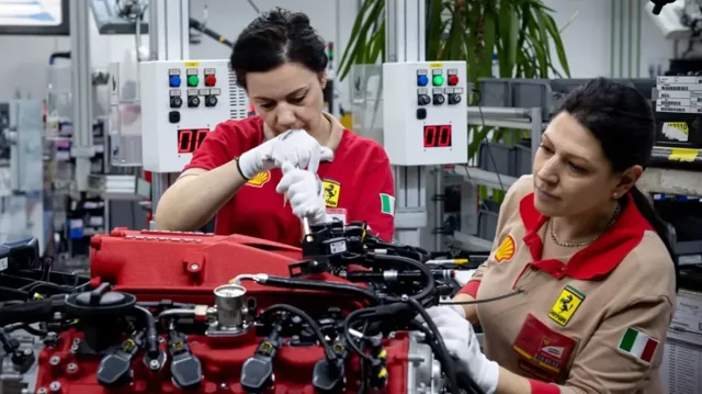 Сотрудники Ferrari получат рекордные премии. В компании прогнозируют рост прибыли и готовят пять новинок