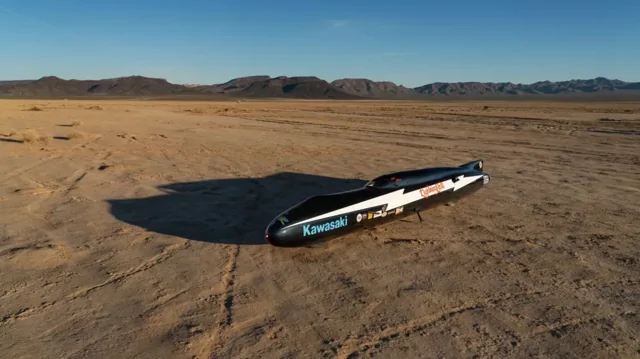 Мотоцикл-рекордсмен, который выглядит как ракета, уйдёт с молотка