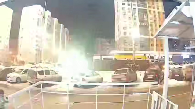 В Оренбурге фейерверк во дворе чуть не закончился трагедией