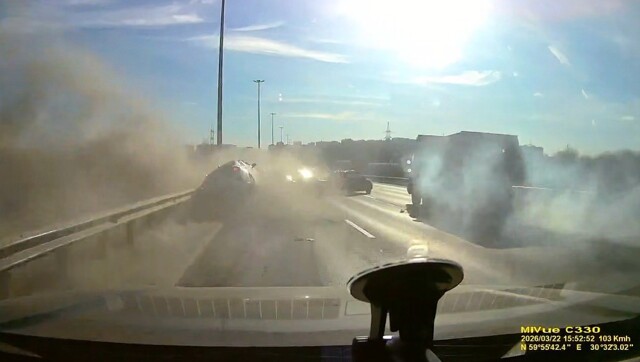 Воскресный замес на КАД