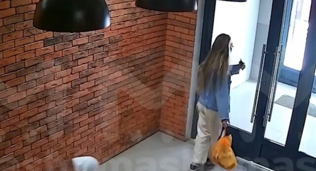 Болезненные падения невнимательных жителей дома в Калужской области