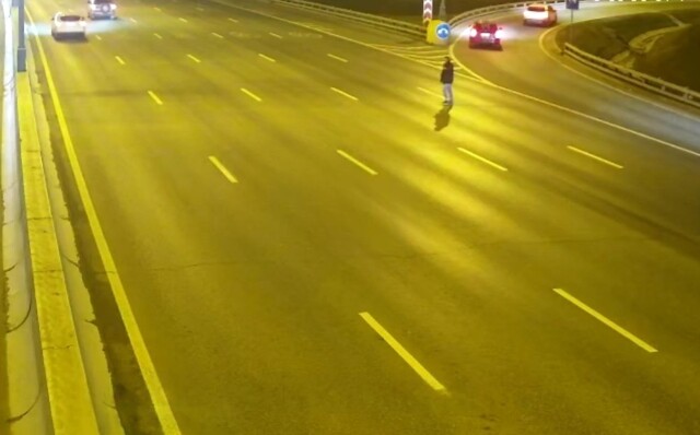 Попытка перейти МКАД