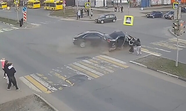 Второй день рождения у пешеходов