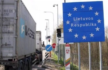 Грузовые войны: как Литва закрыла границу, а Белоруссия ответила зеркально