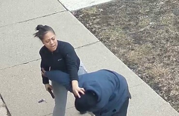 В Чикаго женщина‑полицейский застрелила нападавшего