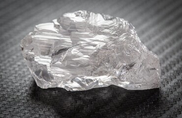 В Архангельской области нашли гигантский алмаз весом 228 карат