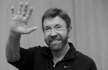 Умер американский актёр Чак Норрис