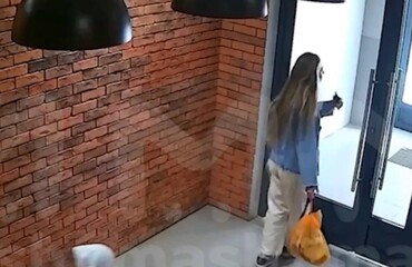 Болезненные падения невнимательных жителей дома в Калужской области