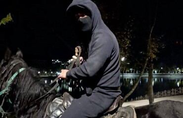 В Кисловодске осудили всадника, отхлеставшего пенсионеров плёткой