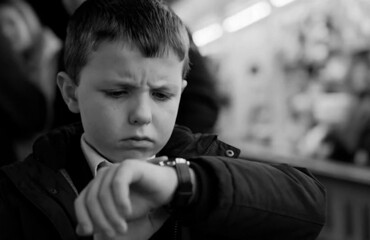 Трогательная реклама несуществующего бренда часов