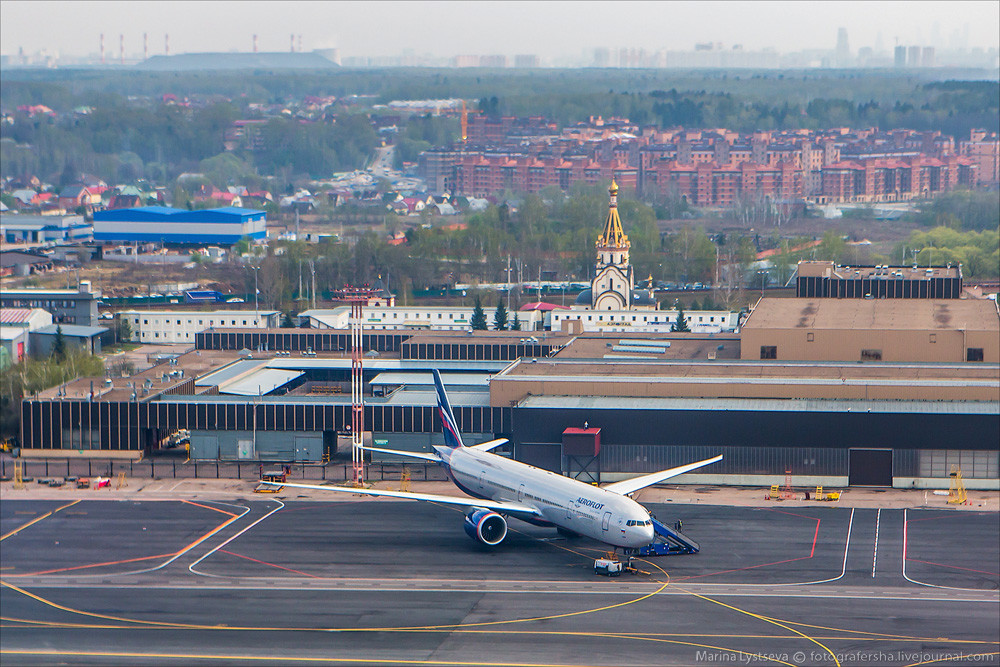 Самолеты над спб сегодня