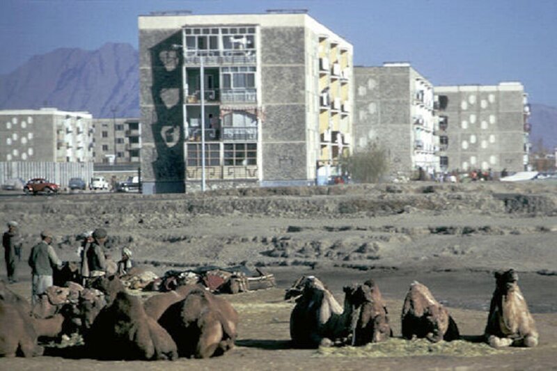 Почему в афганистане советские. Кабул Советский микрорайон. Афганистан Кабул Советский микрорайон. Кабульский университет Афганистан. Кабул 1992.